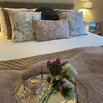 The Verve - 4 Bed In Mountcharles