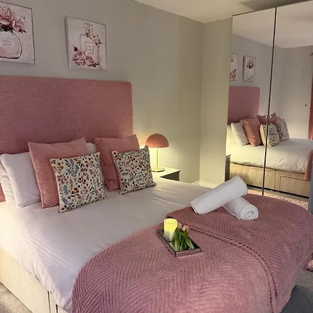 The Verve - 4 Bed In * Mountcharles